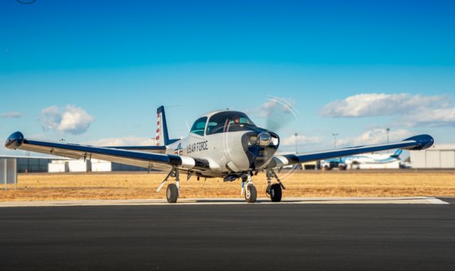 North American Navion (N5369K)