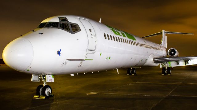 McDonnell Douglas MD-83 (N83GF)