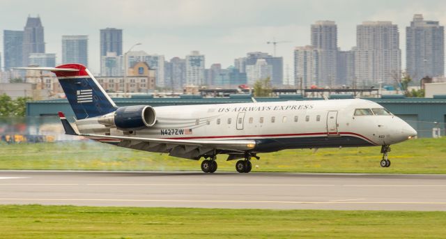 Canadair Regional Jet CRJ-200 (N427ZW)