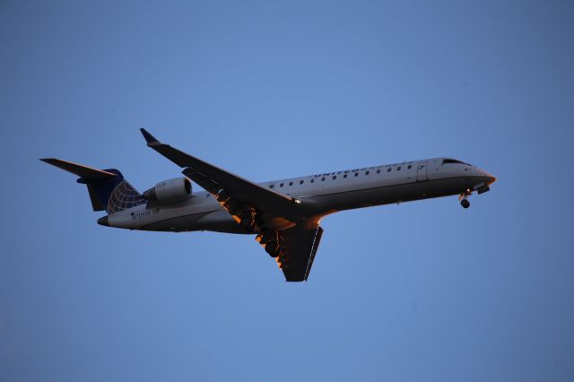 Canadair Regional Jet CRJ-700 (N709SK)