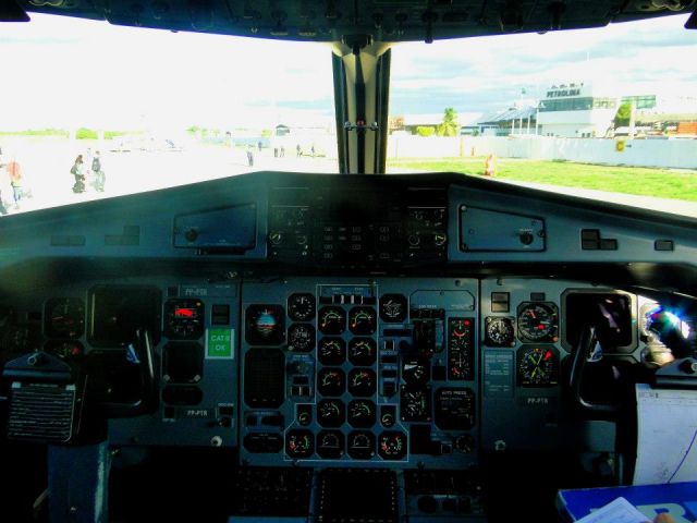 ATR ATR-72 (PP-PTL) - COCKPIT OF ATR-72 IN PETROLINA-PE, BRAZIL.