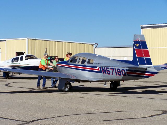 Mooney M-20 (N5719Q)