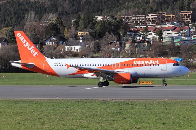 Airbus A320 (G-EJCF)