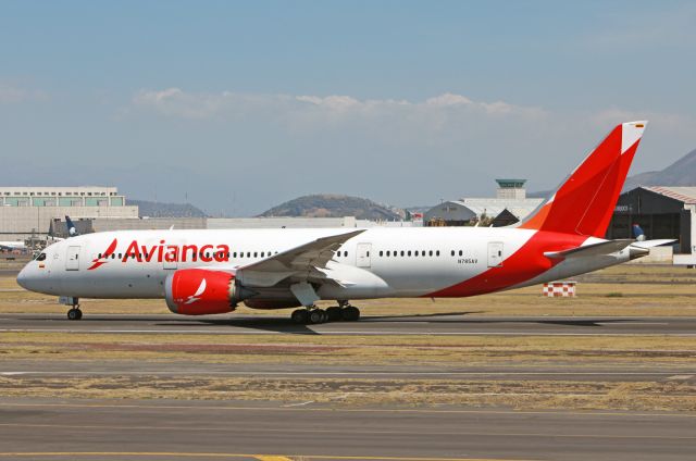 Boeing 787-8 (N785AV) - Avianca / Boeing 787-8 / MSN 37507 / N785AV / MMMX 06/2020