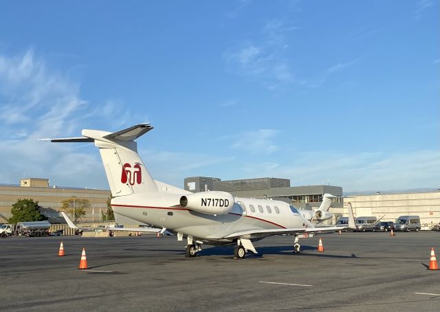 Embraer Phenom 300 (N717DD) - Thanks Darry !!