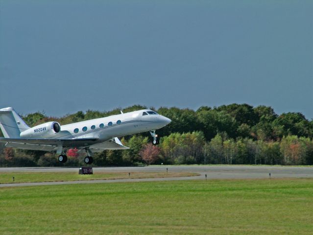 Gulfstream Aerospace Gulfstream IV (N920AV) - Photo by Jeffrey J Howland