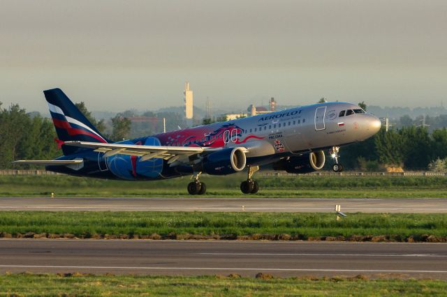 Airbus A320 (VP-BWE)