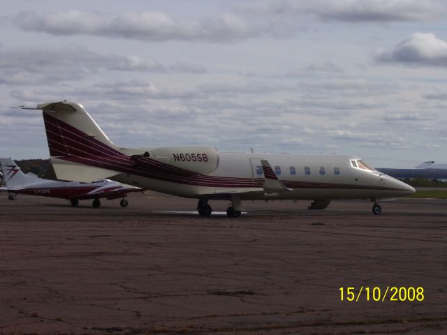 Learjet 60 (N605SB)