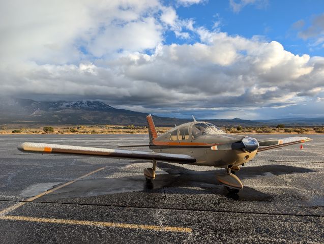 Piper Cherokee (N8840W)