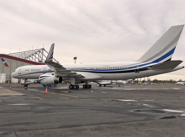 Boeing 757-200 (N801DM) - Delta Mike