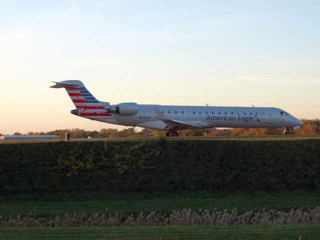 Canadair Regional Jet CRJ-700 (N506AE)