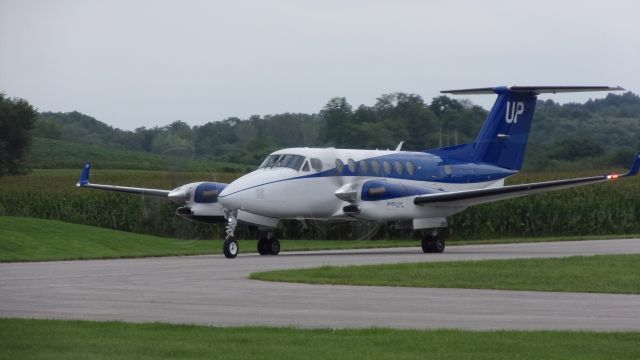 Beechcraft Super King Air 350 (N856UP)