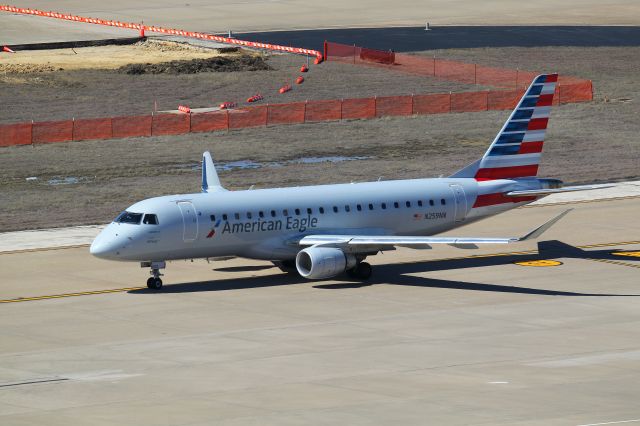 Embraer 170/175 (N259NN)