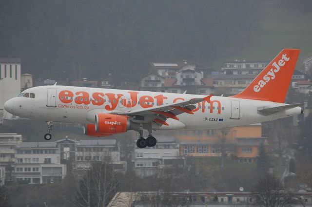 Airbus A319 (G-EZAZ)