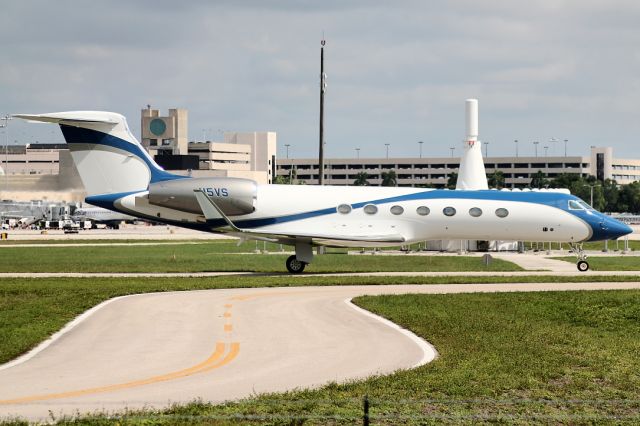 Gulfstream Aerospace Gulfstream V (N5VS) - Sweet paint scheme