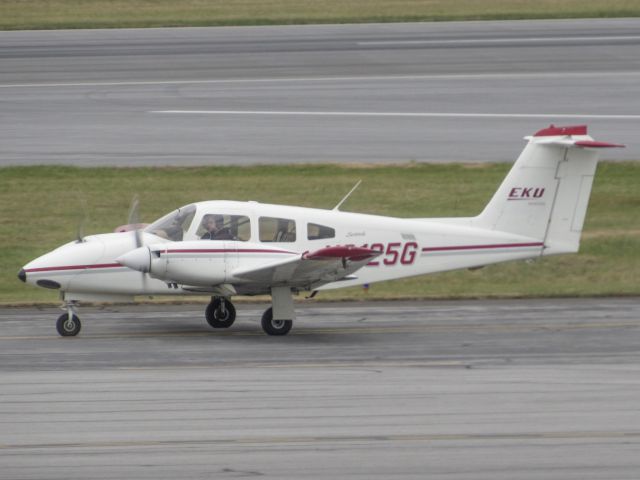 Piper PA-44 Seminole (N3125G)