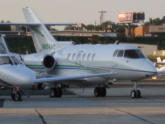 Hawker 800 (N804AC)