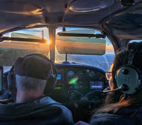 Piper Cherokee (N7742W) - Returning from winter flight to KMVY