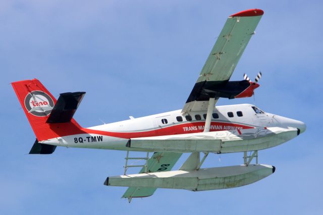 De Havilland Canada Twin Otter (8Q-TMW) - Airborne from Kanifushi Island on 5-Jan-24 heading for VRMM.