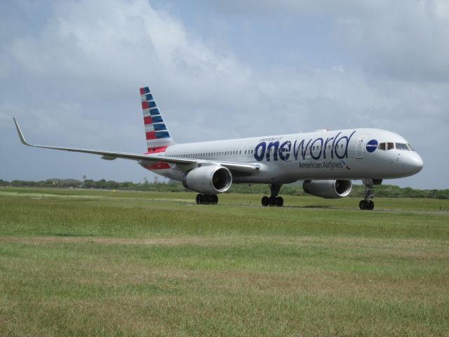 Boeing 757-200 (N174AA)