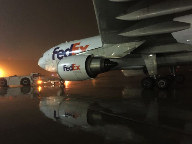 Airbus A300F4-600 (N670FE) - Push Back Time in the rain