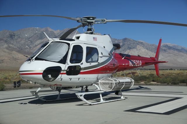 SCHLEICHER ASH-30Mi (N352SA) - California Fire Fighting AS350B helicopter N352SA stands ready at Indeoendence Helitack Base, 24 Sep 2017