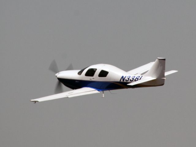 PAI Lancair 320 (N338L) - Very fast aircraft.