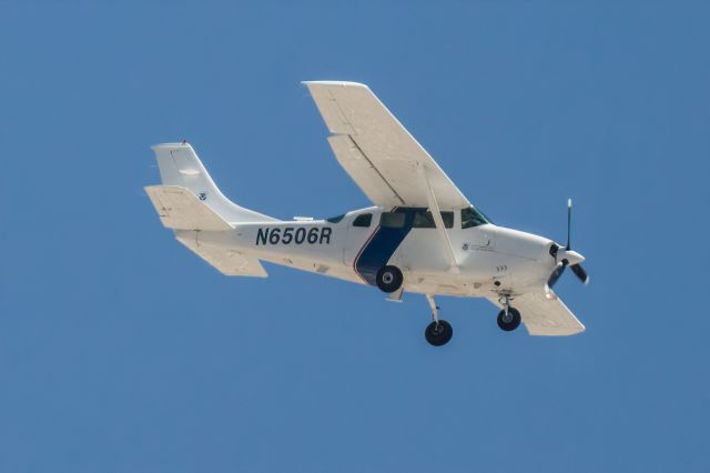 Cessna 206 Stationair (N6506R)