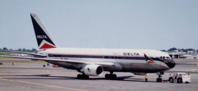 BOEING 767-200 (N102DA) - Spirit of Delta