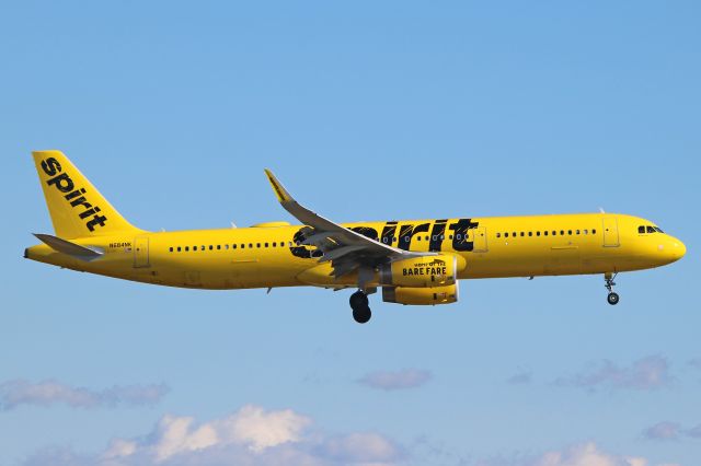 Airbus A321 (N684NK) - One of the newer Spirit A321’s on short-final for RWY 24L on 15 Apr 2019. N684NK was delivered in Feb. 2018.