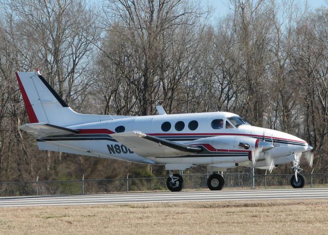 Beechcraft King Air 90 (N80DG) - Taking off from runway 14 at Downtown Shreveport. This aircraft was used in the movie, Wondeful World starring Matthew Broderick. In the movie, it is seen departing and then Broderick deplaning in Senegal. The take-off is runway 32 and the Senegal Airport are both at Shreveports Downtown Airport.