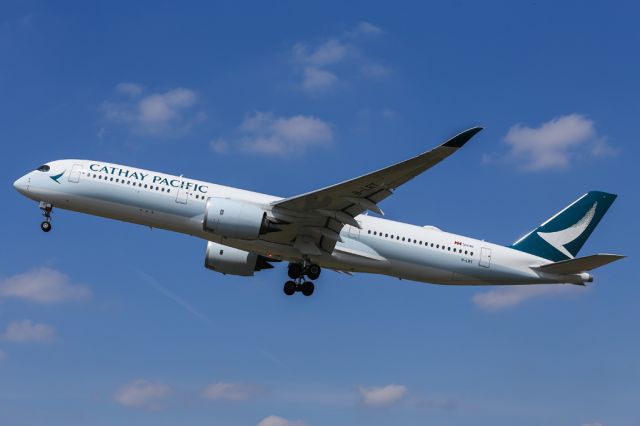 Airbus A350-900 (B-LRT) - CPA216 climbing out on departure to Hong Kong.