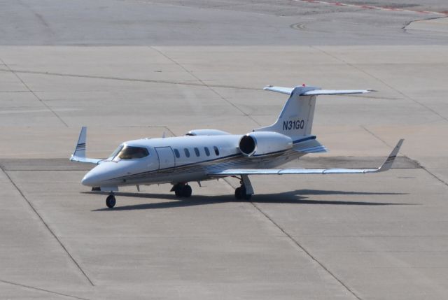 Learjet 31 (N31GQ) - BROCKAIR LLC taxiing to FBO - 6/12/16