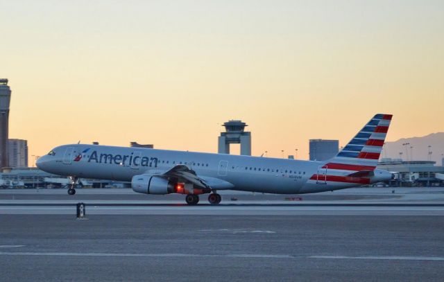 Airbus A321 (N519UW)