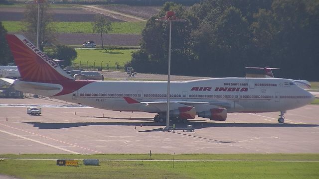 Boeing 747-200 (VT-ESO) - std at BOM 6 Oct 2017.