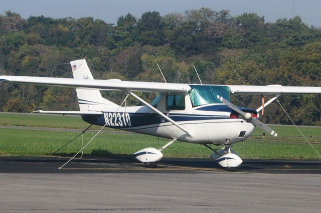 Cessna Commuter (N22310)