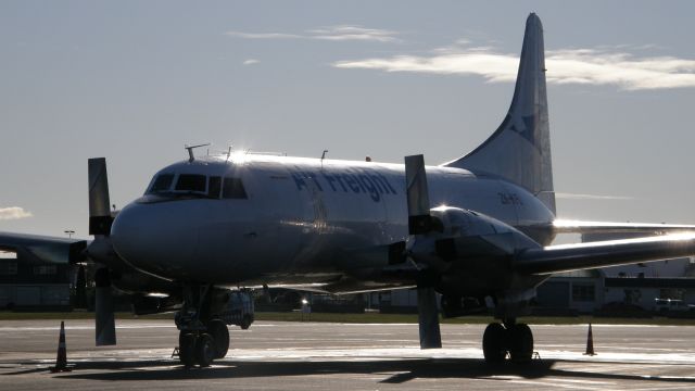 CONVAIR CV-580 (ZK-KFL)