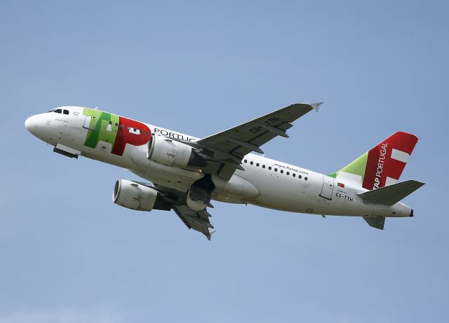 Airbus A319 (CS-TTH) - Airbus A319-111  TAP Air Portugal, Paris Orly Airport (LFPO-ORY)