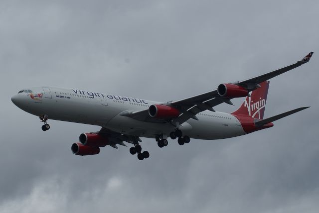 G-VSUN — - Virgin Atlantic A340-313 cn114