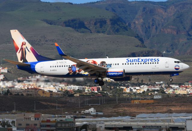 Boeing 737-800 (D-ASXJ)