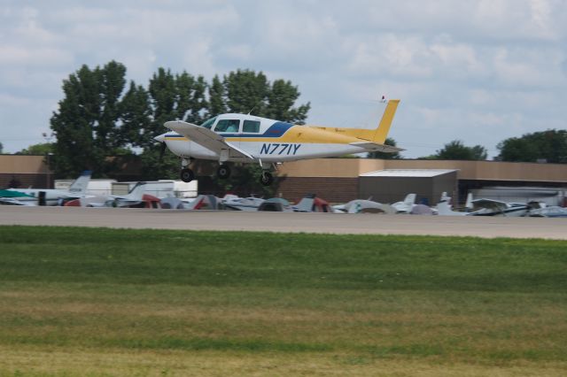 Beechcraft 19 Sport (N771Y)