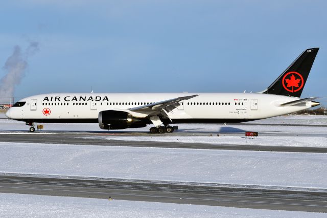 Boeing 787-9 Dreamliner (C-FRSR) - Air Canada Boeing 787 Dreamliner arriving at YYC on Dec 3.