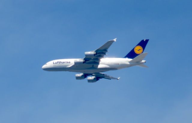 Airbus A380-800 (D-AIME)