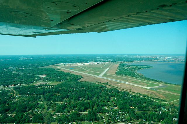 Cessna 152 (N5107B)