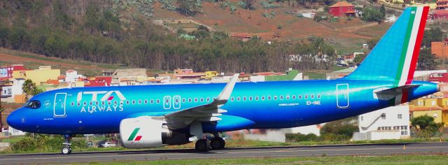 Airbus A320neo (EI-INE)