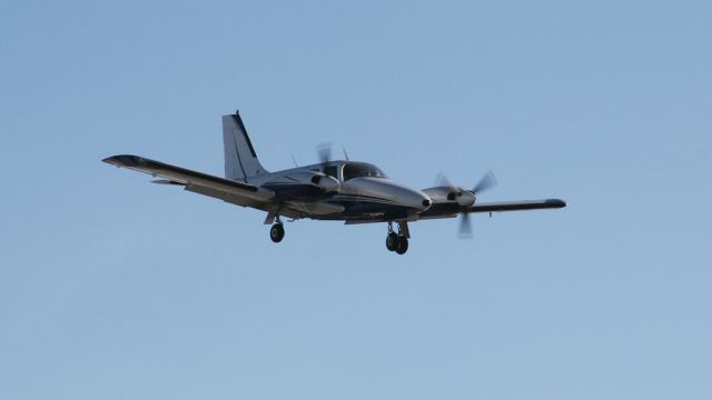 Piper Seneca (N8351B) - 12/11/11 Taken from the rwy 29 "spotters area"