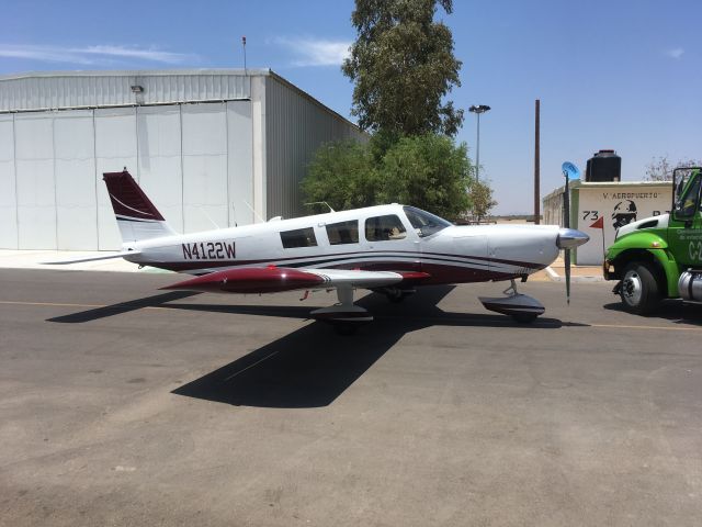 Piper Saratoga (N4122W) - Fueling at Hermosillo Mexico