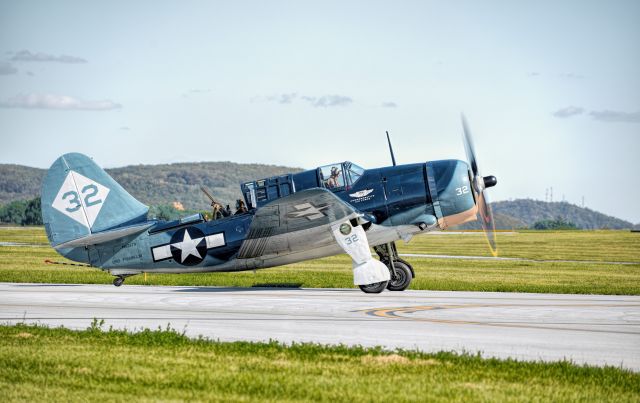 Experimental 100kts-200kts (N92879) - This is a Curtiss SB2C Helldiver taxxing to the runway for a routine at the Mid Atlantic Airshow in Reading, Pennsylvania on June 3rd, 2017. 