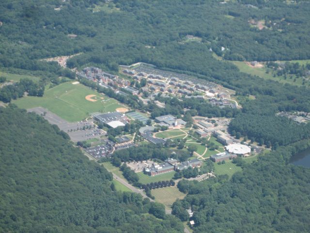 Diamond Star (N867DS) - Quinnipiac University Main campus from 3,000 MSL July 2008