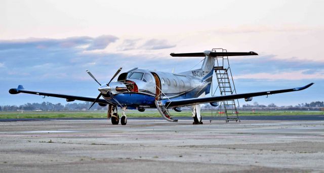 Pilatus PC-12 (N824WF) - Frosty Morning in The Central Valley